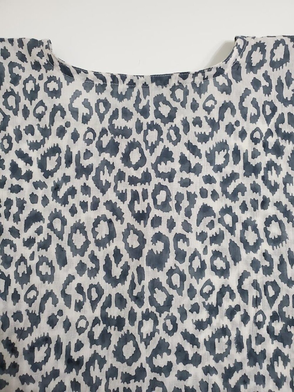 Emerson Fry India Collection India Button Down Shirt Charcoal Leopard One Size - Picture 11 of 13